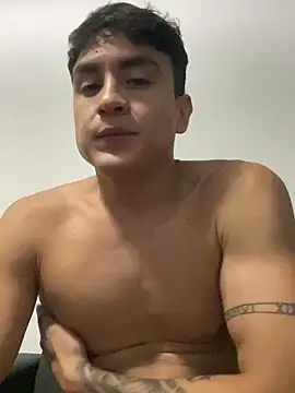 LCarreraa online show from 01.29.25