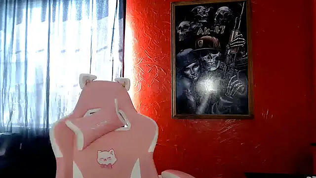 Snapshot of daddy_girl88 chatting on 09.09.25 daddy girl88 online show from 09.09.25