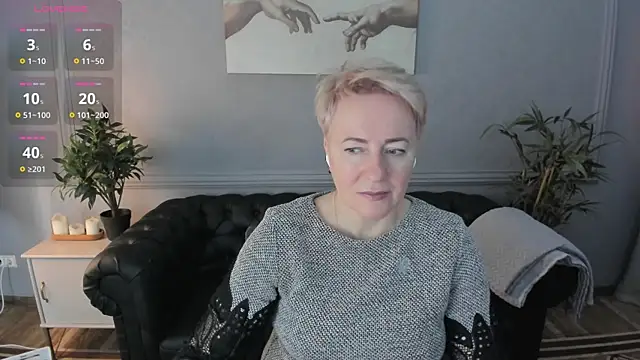 Nika Smit online show from 11.16.25