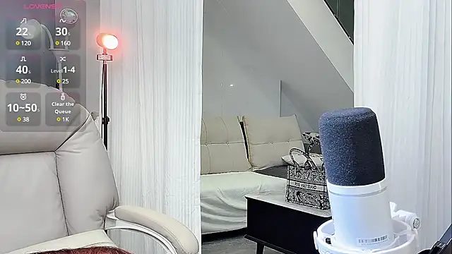 yoyo520- online show from 02.22.25