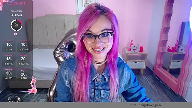 abril ch  online show from 10.13.25