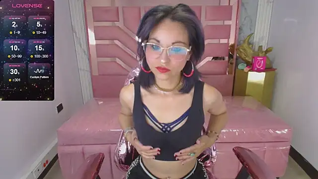 Snapshot of abril_ch_ chatting on 03.16.26 abril ch online show from 03.16.26