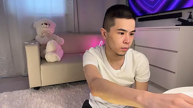 Dylan mercy online show from 03.02.25