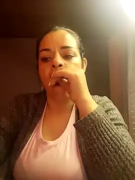 Snapshot of NATHALIA-28_ chatting on 01.15.25 NATHALIA-28 online show from 01.15.25
