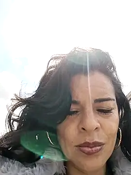 Snapshot of NATHALIA-28_ chatting on 02.04.25 NATHALIA-28 online show from 02.04.25