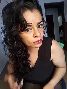 Snapshot of NATHALIA-28_ chatting on 02.05.25 NATHALIA-28 online show from 02.05.25