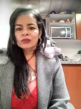Snapshot of NATHALIA-28_ chatting on 02.13.25 NATHALIA-28 online show from 02.13.25