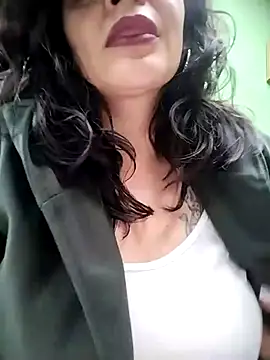 Snapshot of NATHALIA-28_ chatting on 02.19.25 NATHALIA-28 online show from 02.19.25