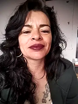 Snapshot of NATHALIA-28_ chatting on 02.19.25 NATHALIA-28 online show from 02.19.25
