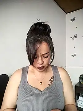Snapshot of NATHALIA-28_ chatting on 02.28.25 NATHALIA-28 online show from 02.28.25