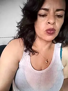 Snapshot of NATHALIA-28_ chatting on 03.22.25 NATHALIA-28 online show from 03.22.25