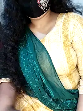 Snapshot of Nilanjona-Ray chatting on 12.17.25 Nilanjona-Ray online show from 12.17.25