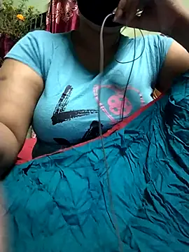 Snapshot of Nilanjona-Ray chatting on 12.18.25 Nilanjona-Ray online show from 12.18.25