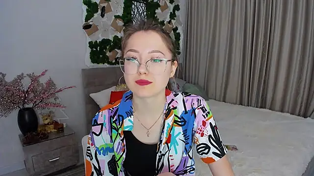 SereneFlame online show from 01.14.25