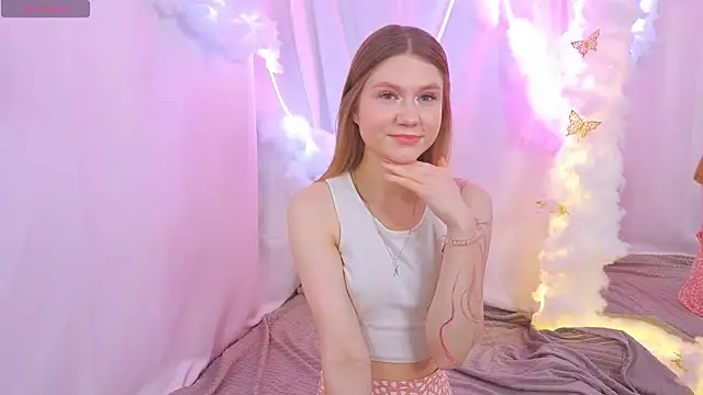 Snapshot of AlisiaSpinnet_ chatting on 10.19.25 AlisiaSpinnet online show from 10.19.25