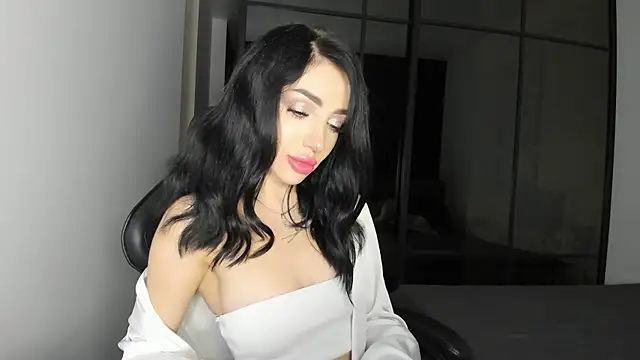 Snapshot of NancyLovee_ chatting on 10.03.25 NancyLovee online show from 10.03.25