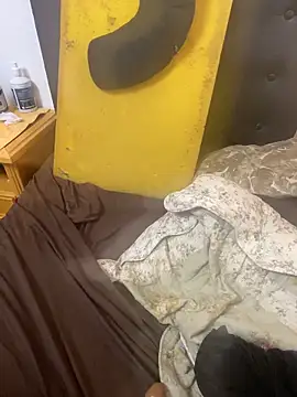 Snapshot of gloria7v05 chatting on 03.17.26 gloria7v05 online show from 03.17.26