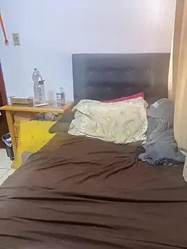 Snapshot of gloria7v05 chatting on 03.27.26 gloria7v05 online show from 03.27.26