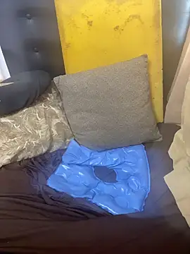 Snapshot of gloria7v05 chatting on 04.01.26 gloria7v05 online show from 04.01.26