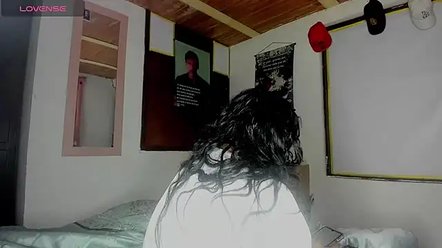 Nenita Hot  online show from 10.10.25