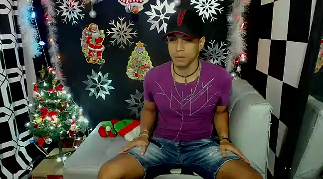MikeRose94 online show from 12.21.24