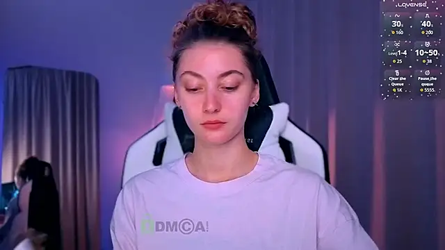 lady curls online show from 09.20.25