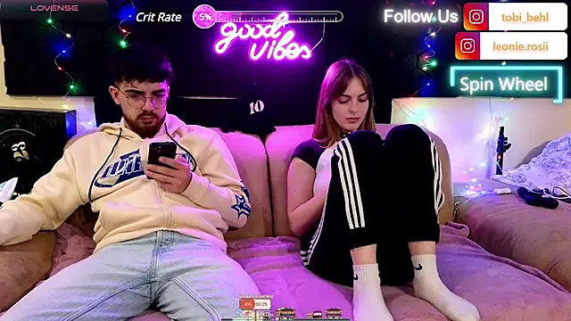 MrAndMrsSavage online show from 12.10.24