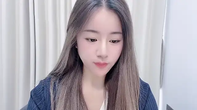 chloe-01 online show from 01.10.25