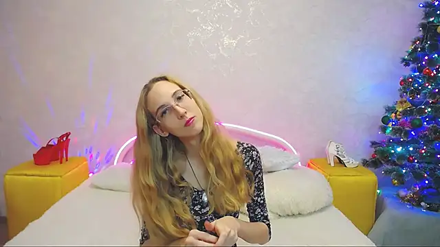 KlaryBrait online show from 12.21.24