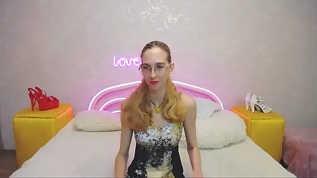 KlaryBrait online show from 01.24.25