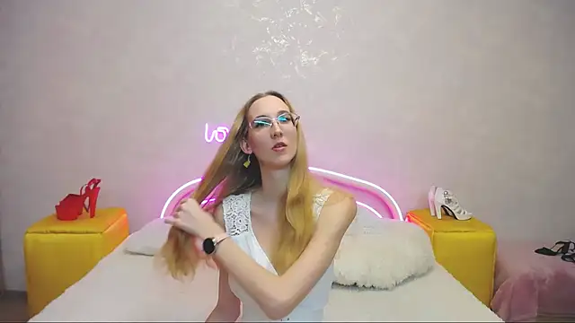 KlaryBrait online show from 01.29.25