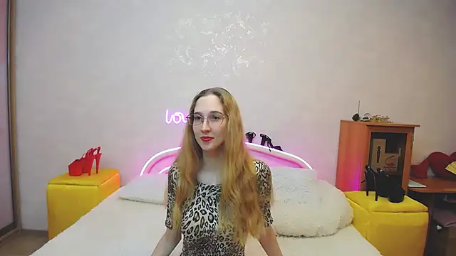 KlaryBrait online show from 03.07.25