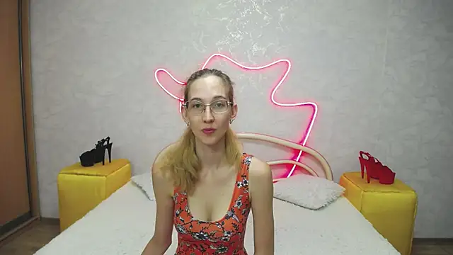 KlaryBrait online show from 09.20.25