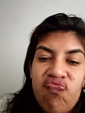 Snapshot of Anamaria-24 chatting on 04.16.26 Anamaria-24 online show from 04.16.26