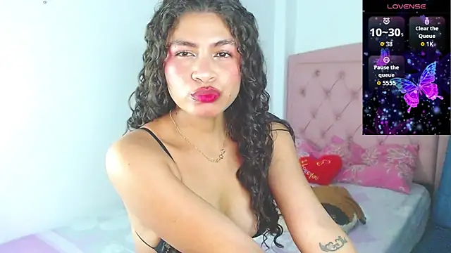 Cynthia hazel online show from 10.05.25