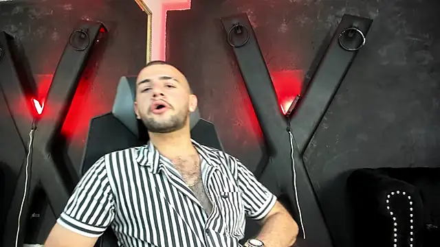 MaximusDick1  online show from 09.26.25