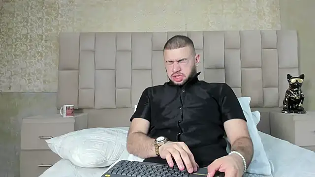 MaximusDick1  online show from 10.11.25