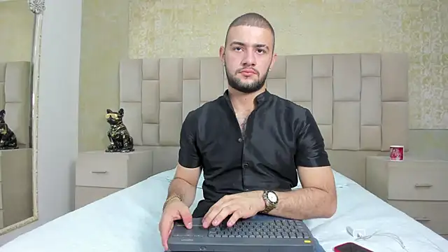 MaximusDick1  online show from 11.15.25