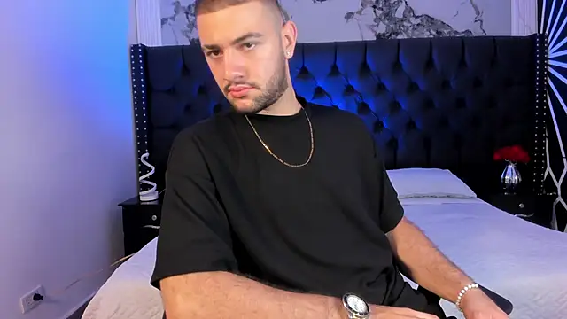 MaximusDick1  online show from 04.11.26