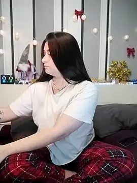 Jadelli online show from 12.20.24