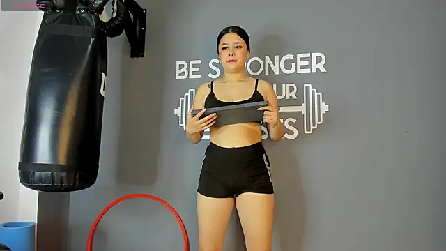 ariadna milano online show from 12.13.24