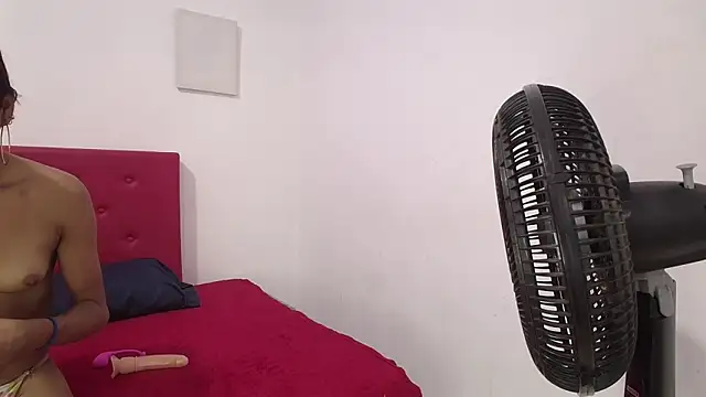 issa kitty online show from 01.21.25