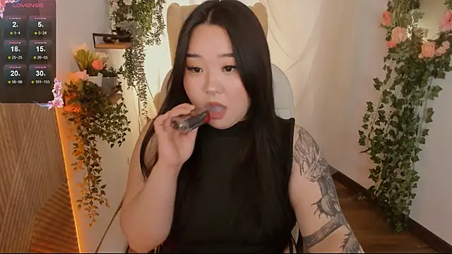 mei honey  online show from 01.25.25