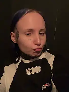 mei honey  online show from 01.26.25