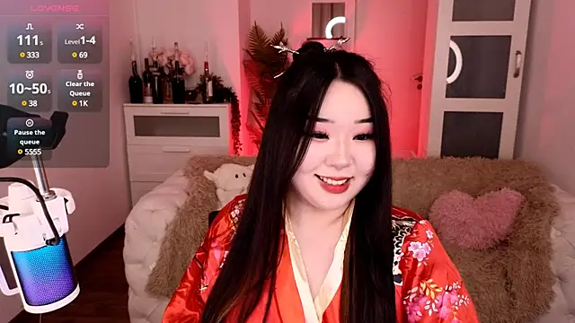 mei honey  online show from 02.02.25