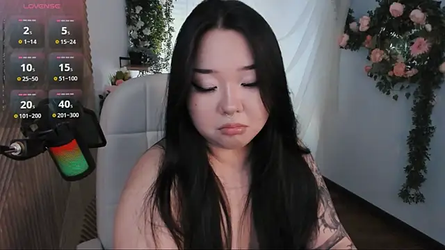 mei honey  online show from 03.13.25