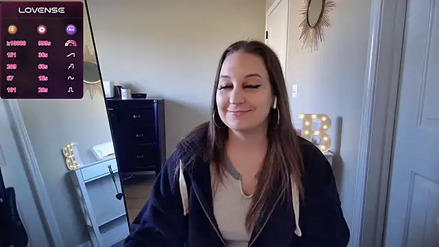 Brooklyn Bee online show from 12.11.24
