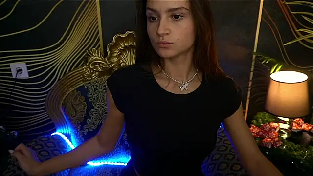 ValeryRoyale online show from 12.03.24