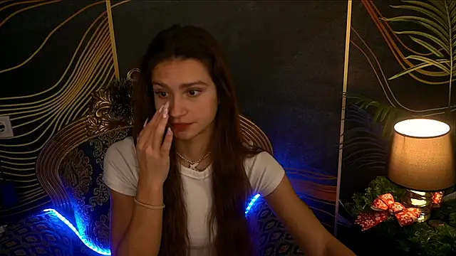 ValeryRoyale online show from 12.24.24