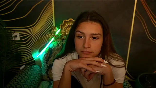 ValeryRoyale online show from 03.12.25